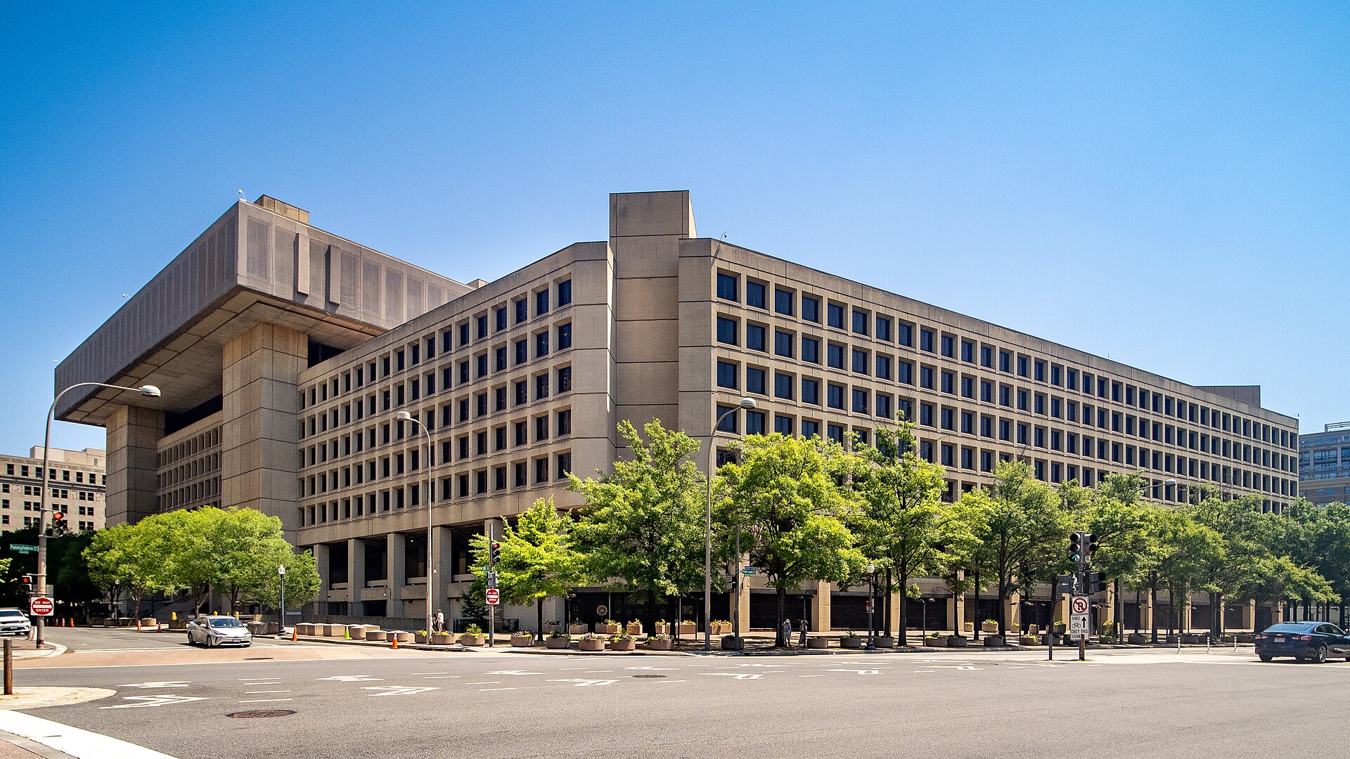 The J. Edgar Hoover Building, headquarters of the FBI, Washington.